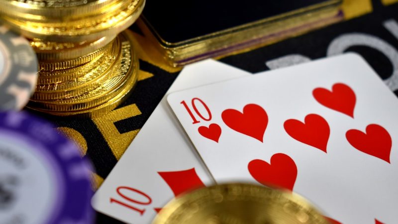 100% up to 300 EUR + 100 Free Spins bonus